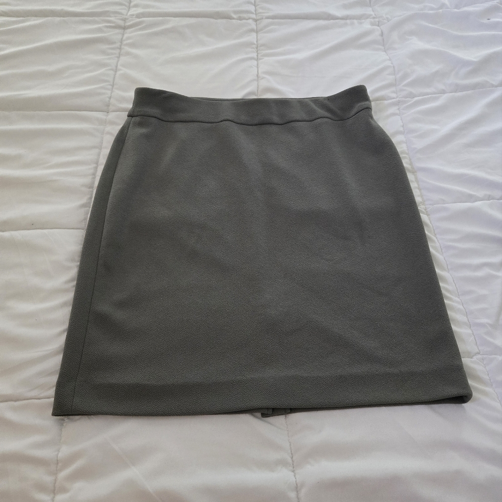 Kasper Women's Olive Green Pencil Skirt
